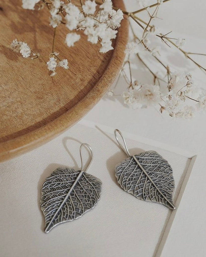 Leaf Whisper danglers