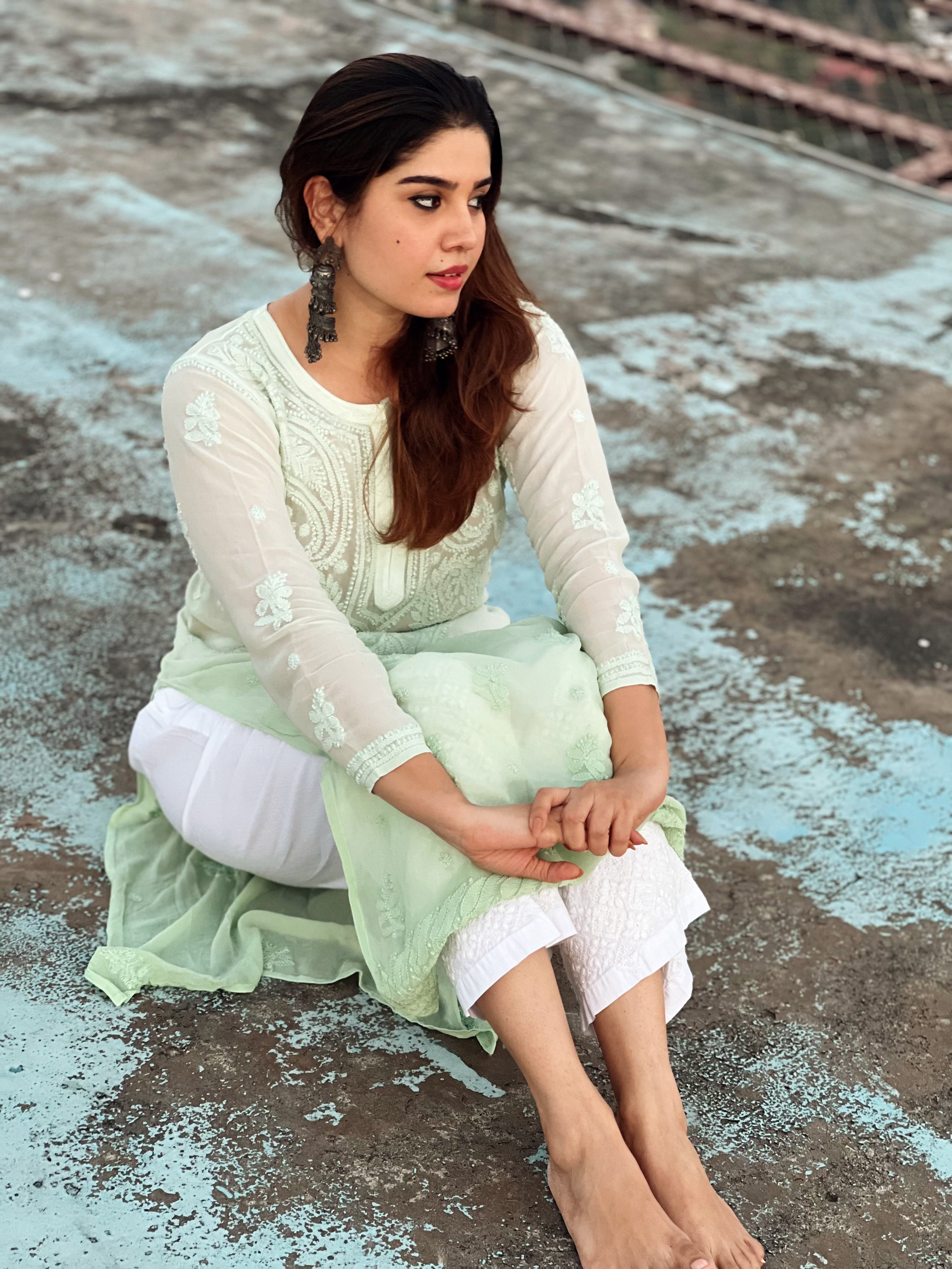 Viscose Chikankari Kurti