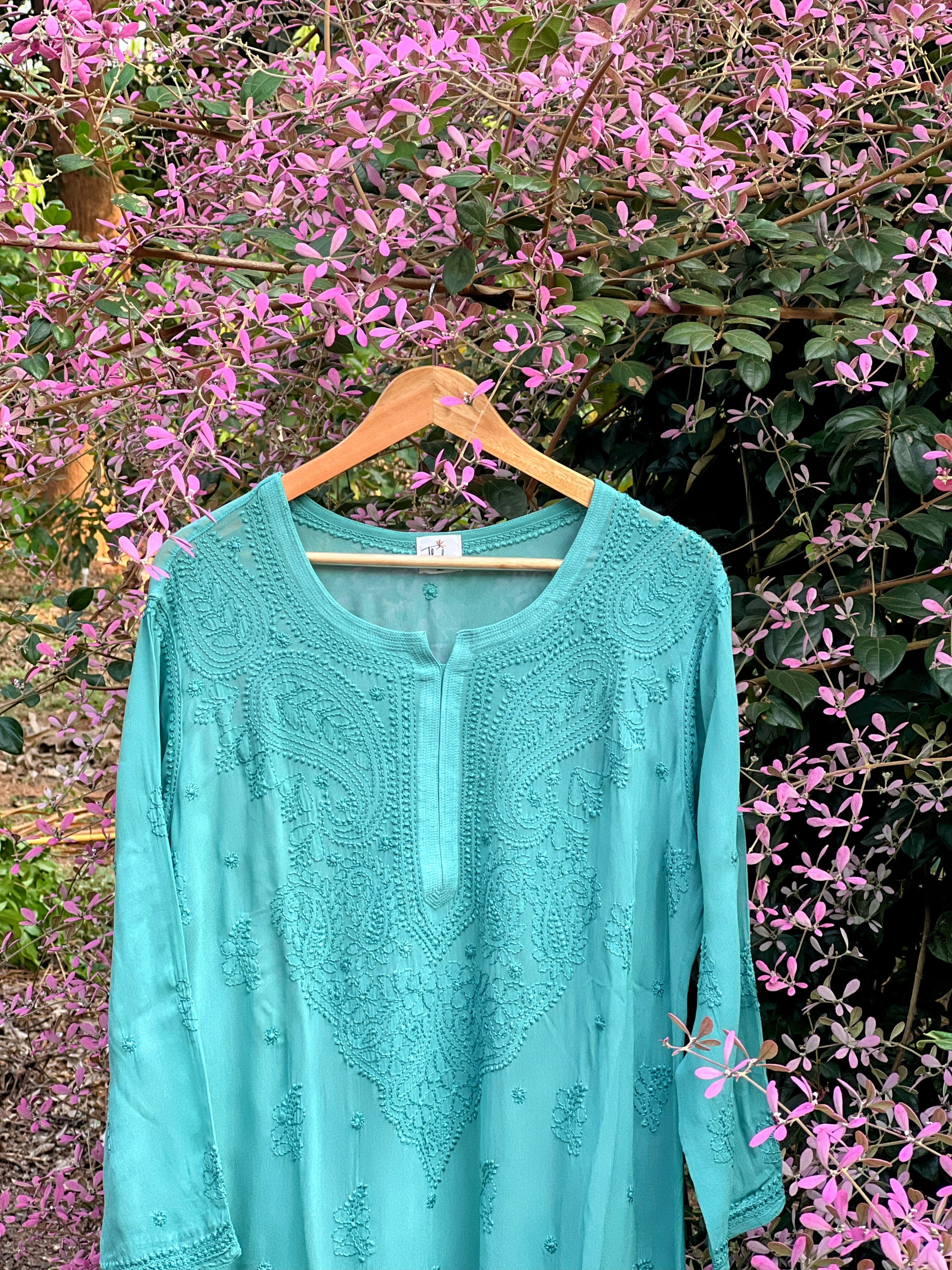 Viscose Chikankari Kurti