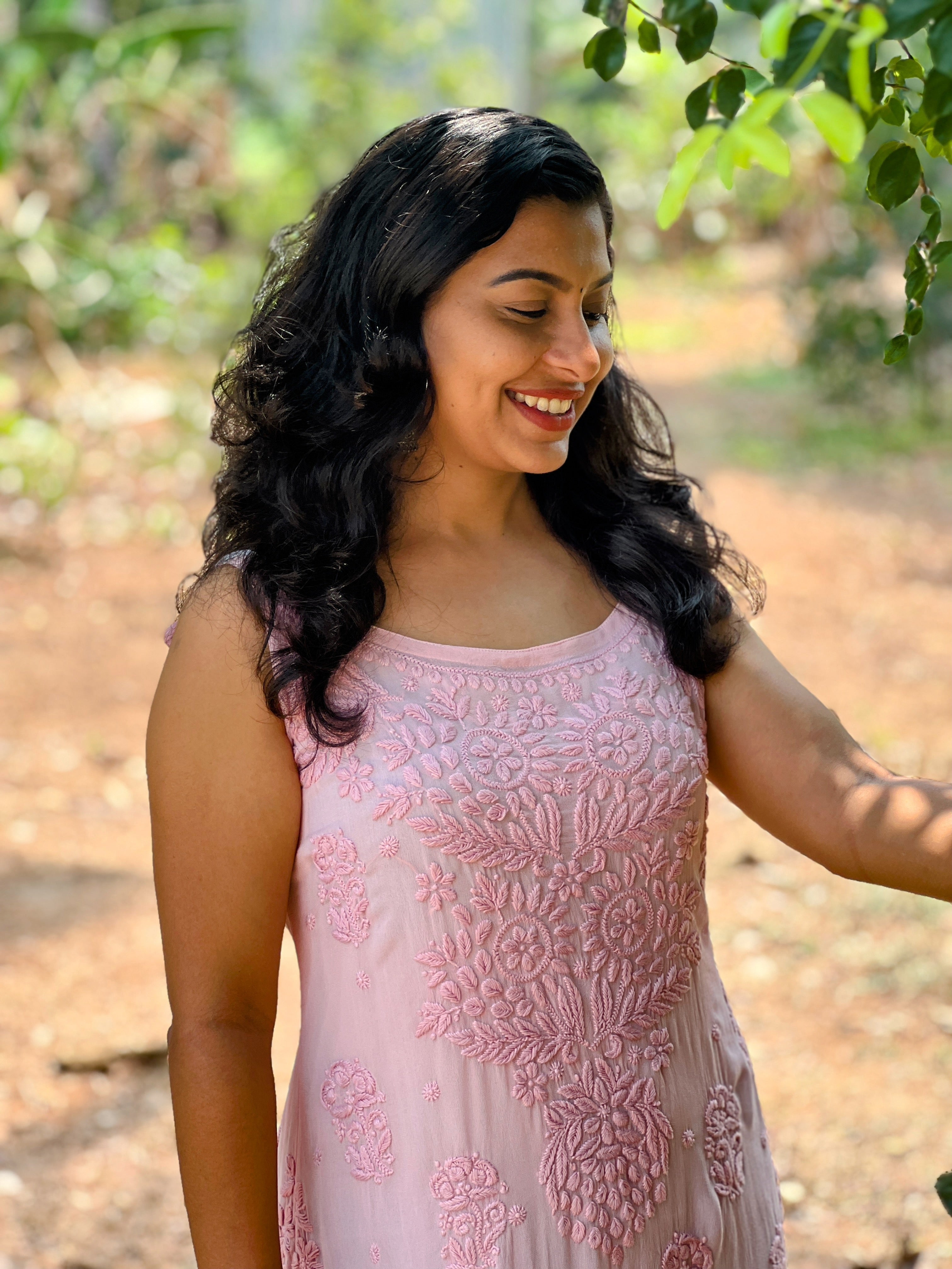 Premium Viscose Chikankari Sleeveless Kurti