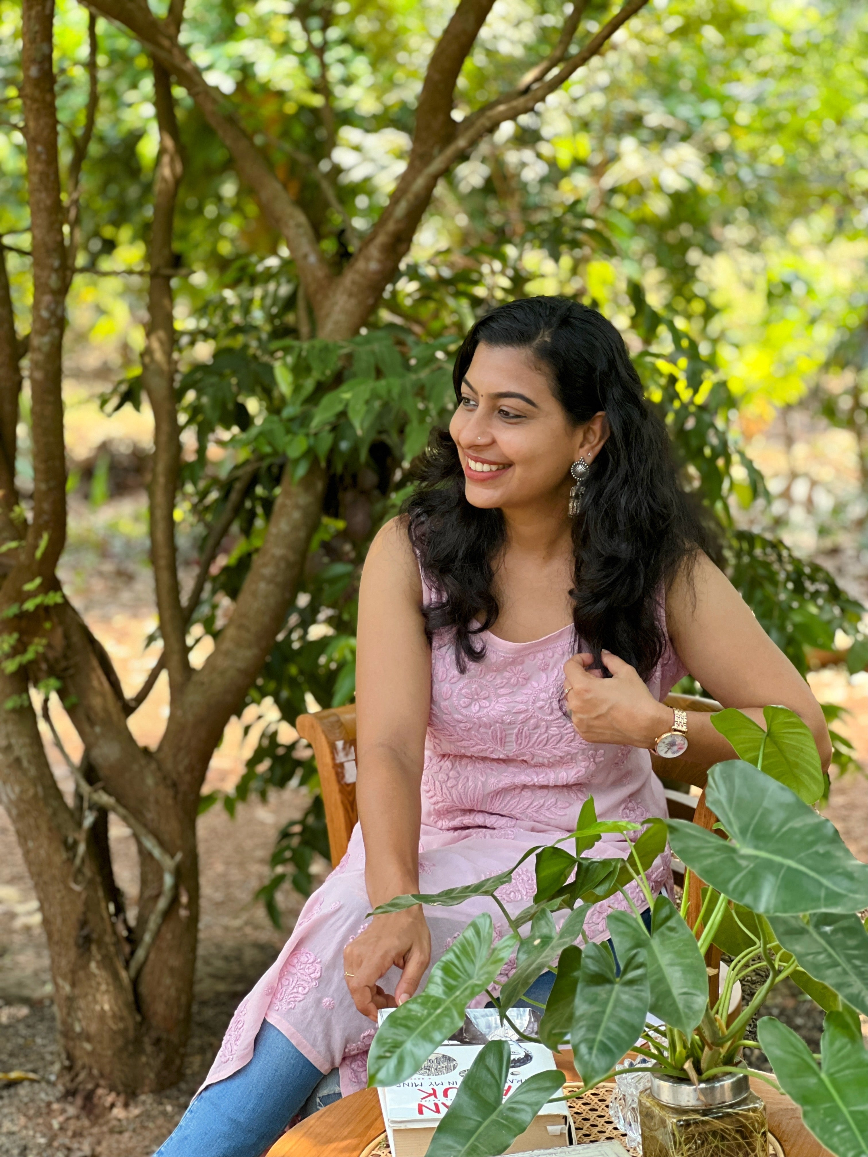 Premium Viscose Chikankari Sleeveless Kurti