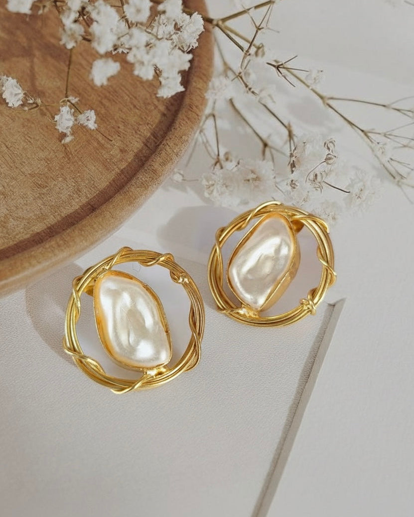 Golden Wave Studs