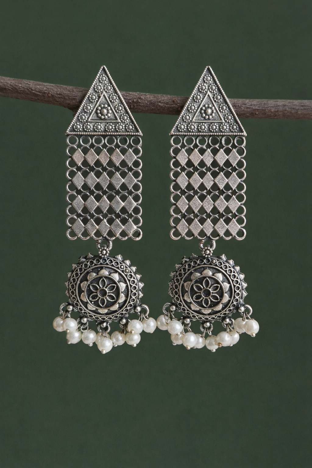 Shahi Noor Pearl Danglers