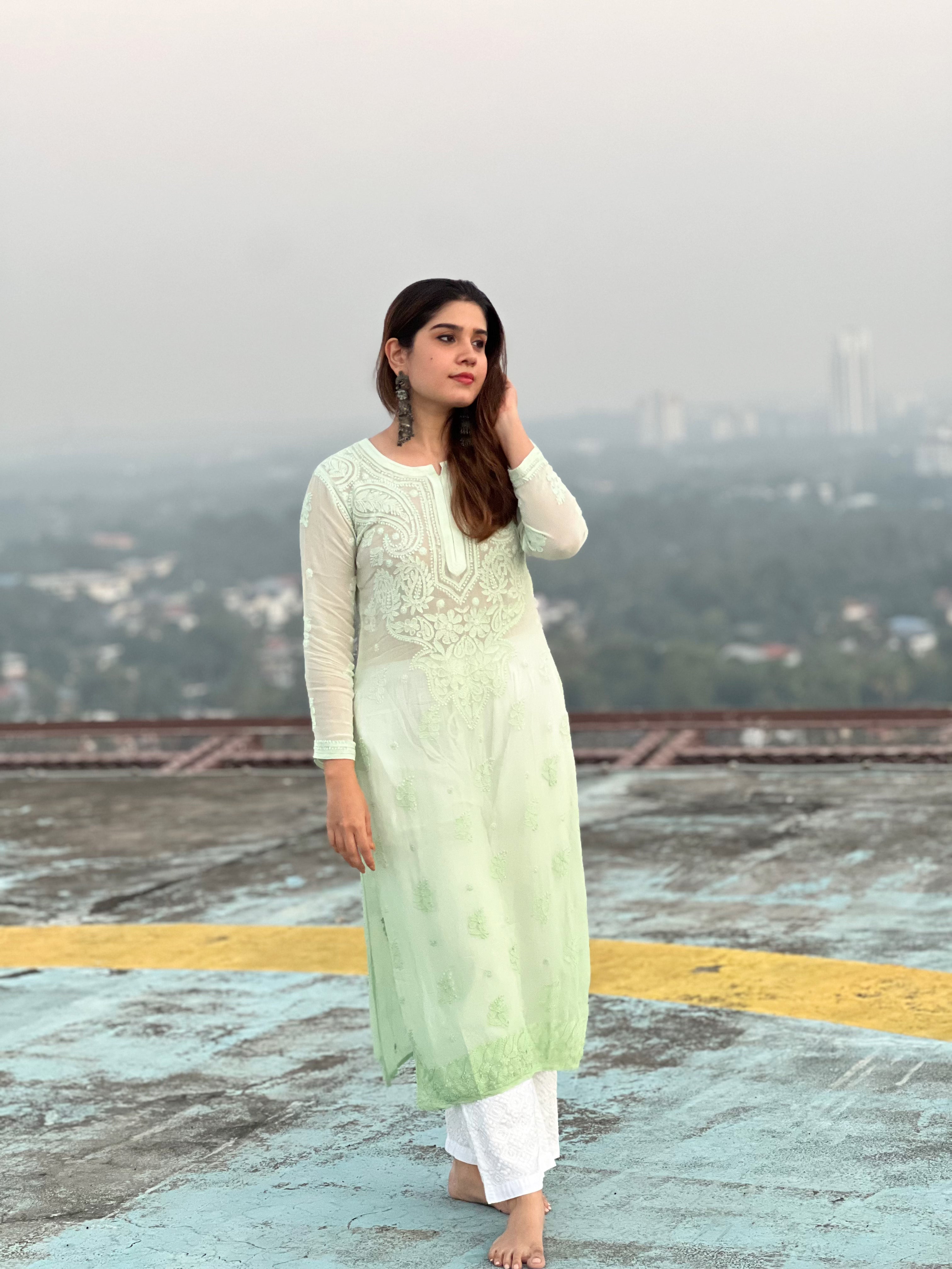 Viscose Chikankari Kurti